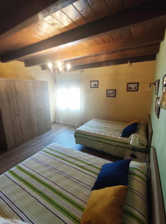 Casa Rural Oliver Y Nadia Rodilana Exterior photo